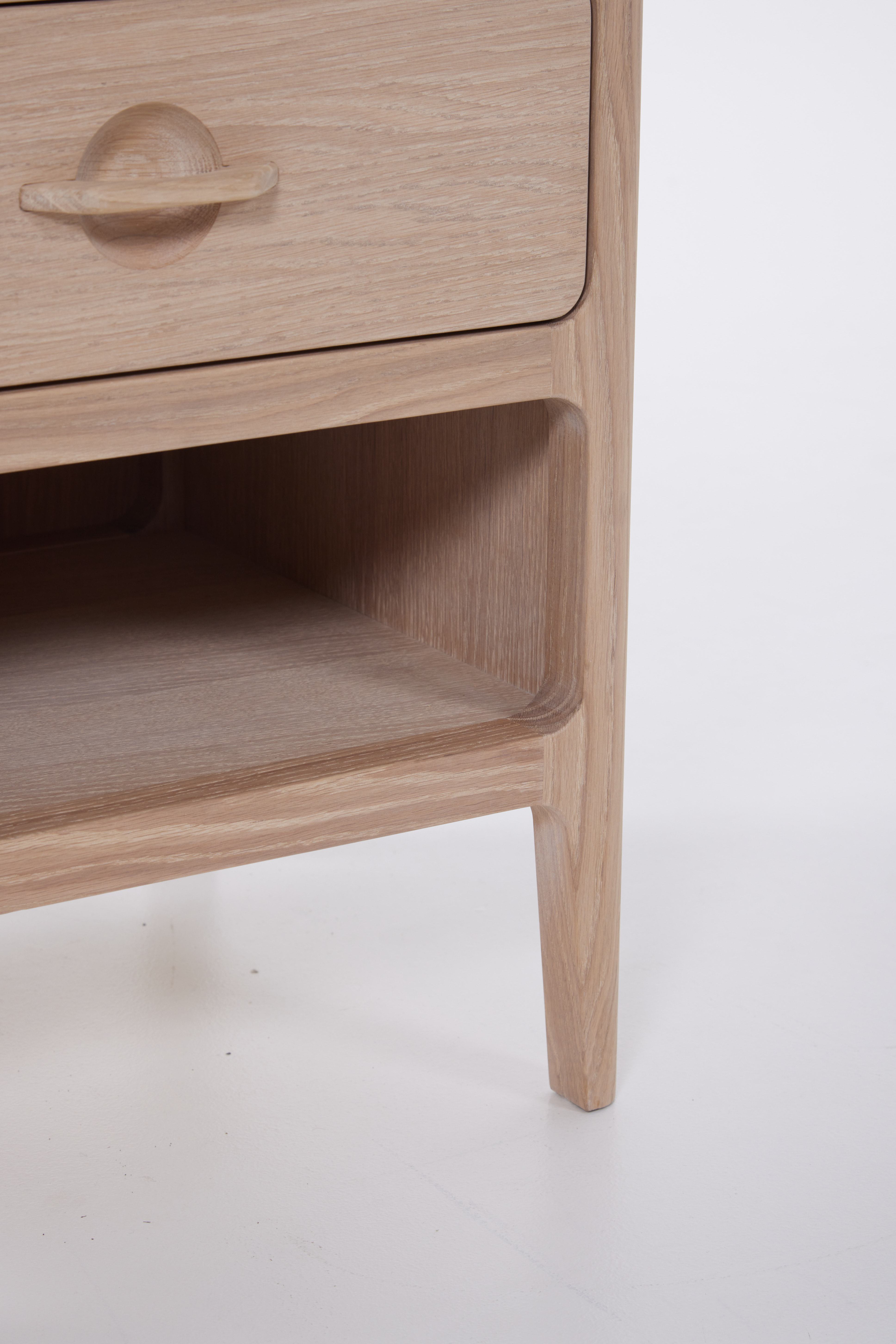 Merlin Bedside Chest
