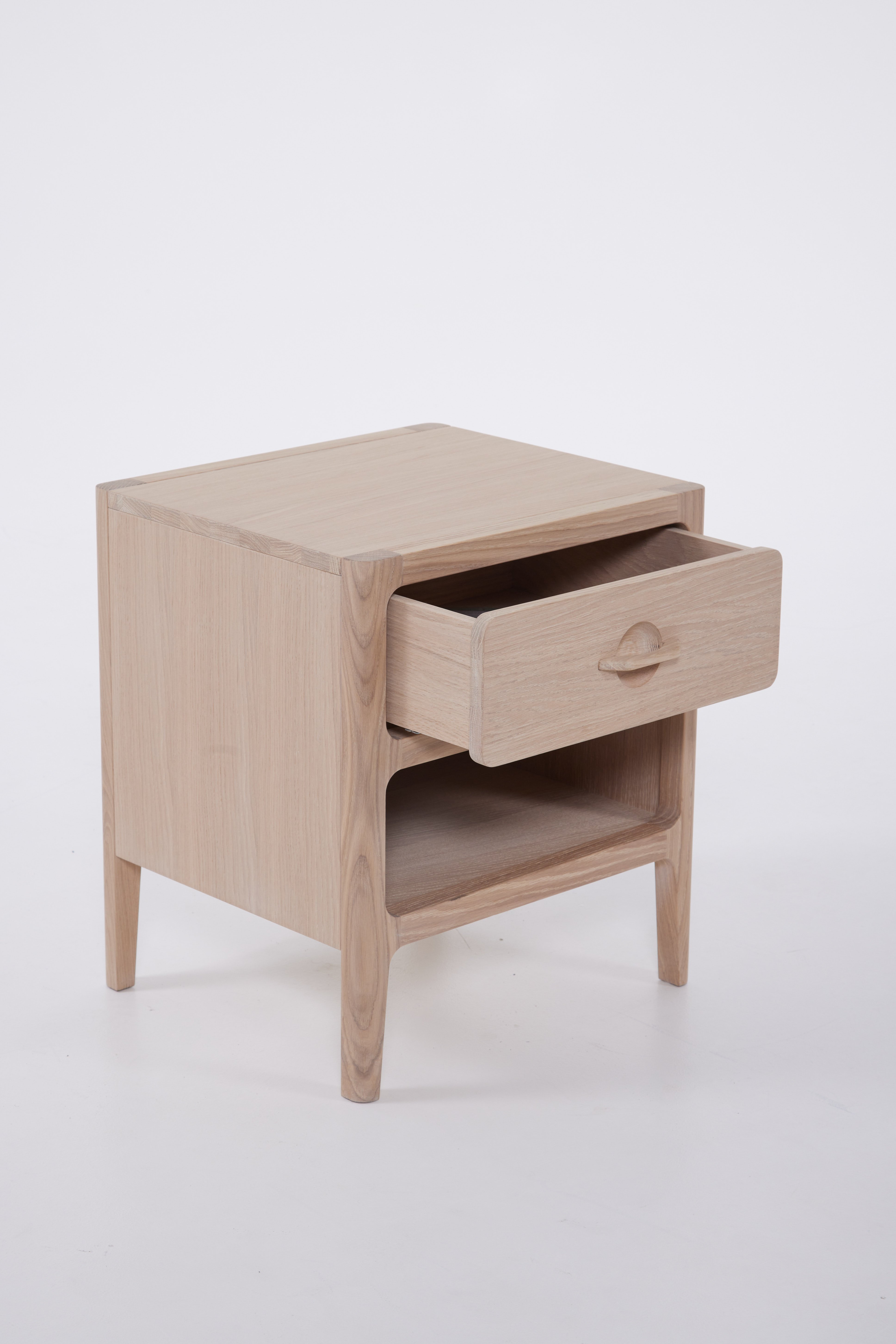 Merlin Bedside Chest