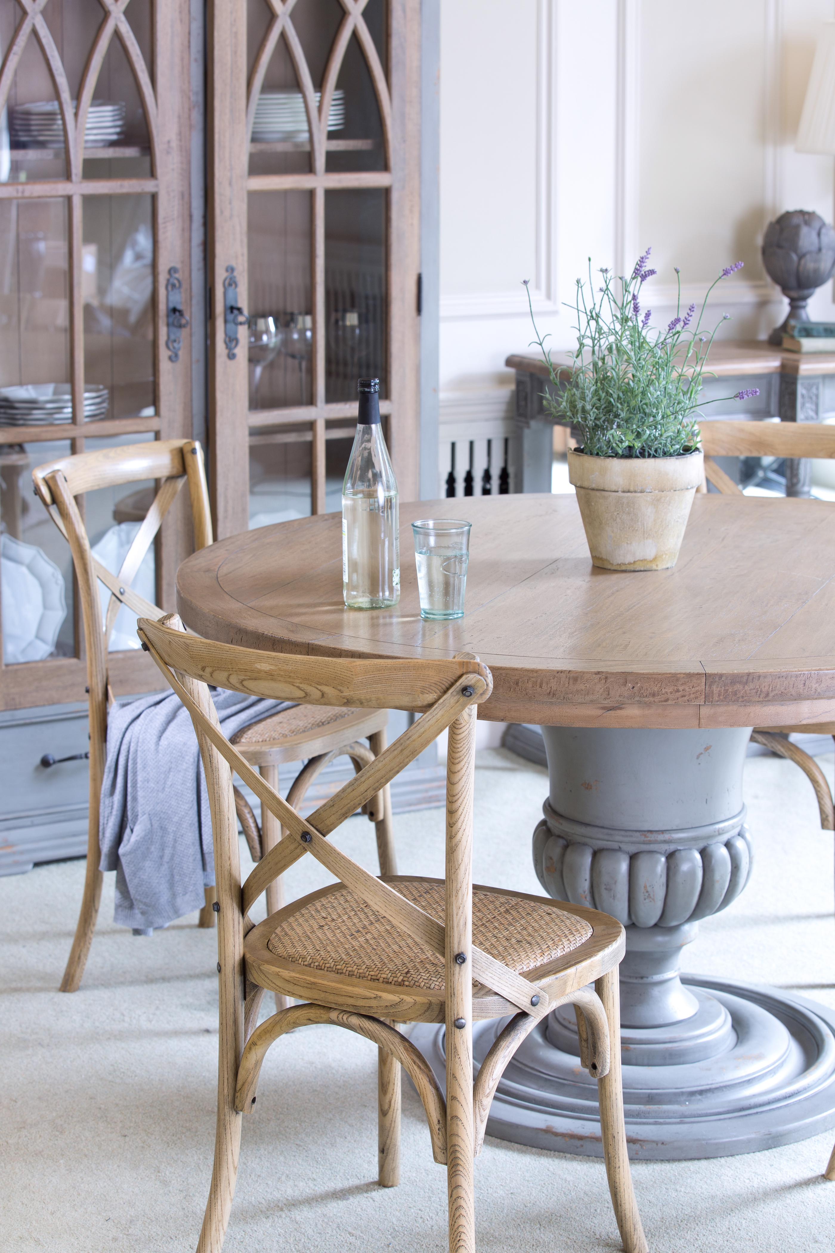 Carolina Athena Round Dining Table