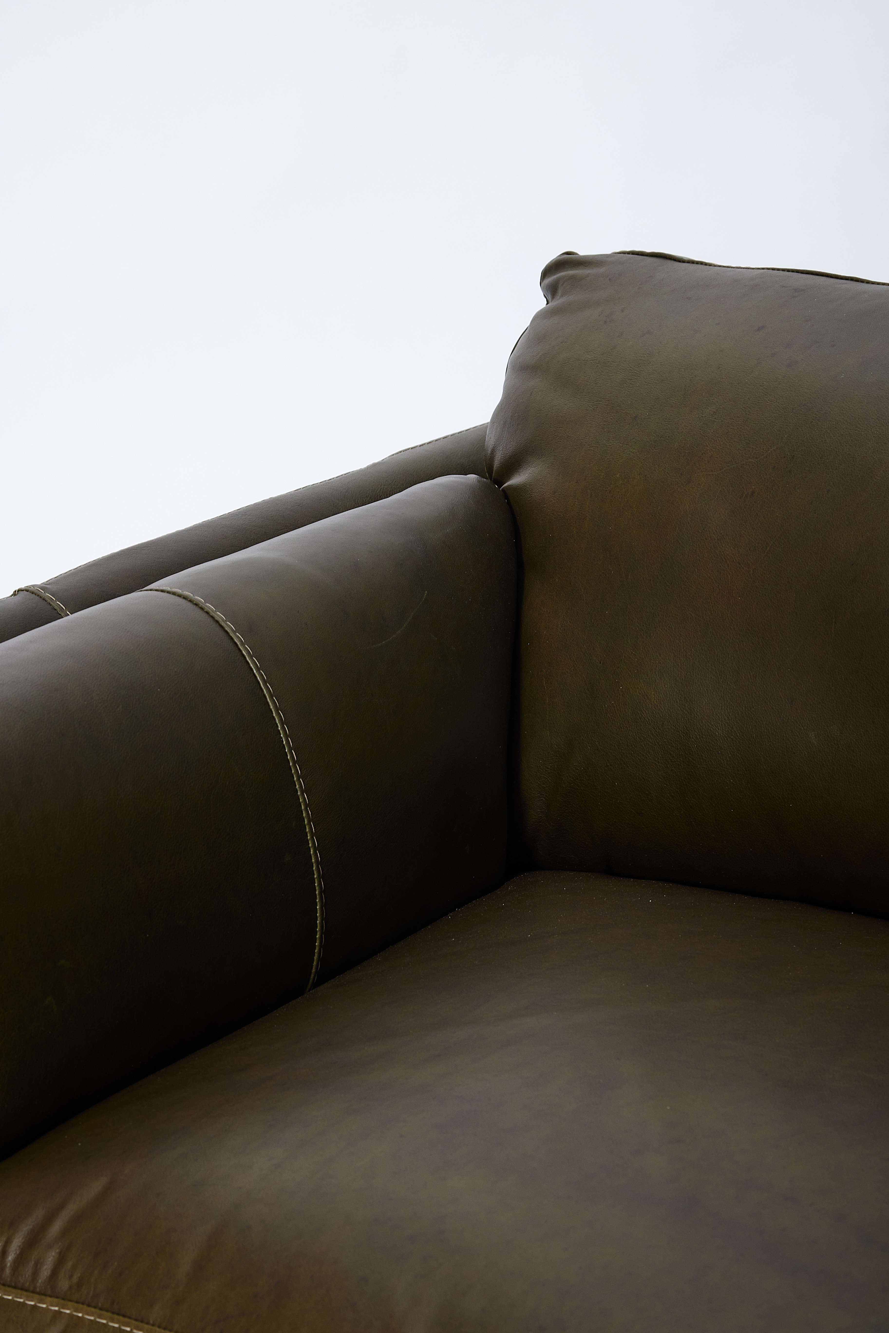 De Luca Armchair
