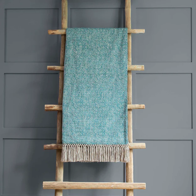 Oryx Azure Lined Throw