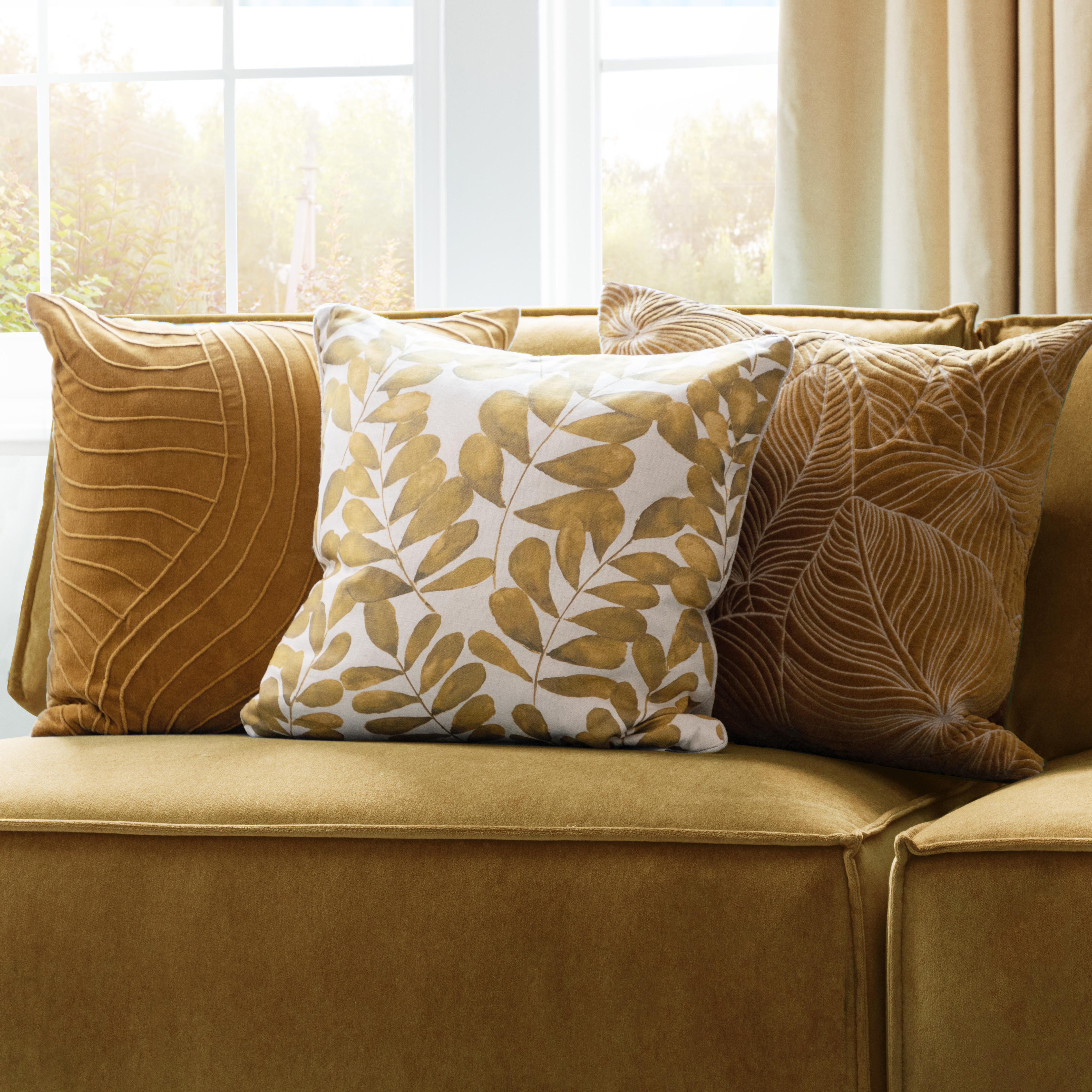 Rowan Gold Cushion