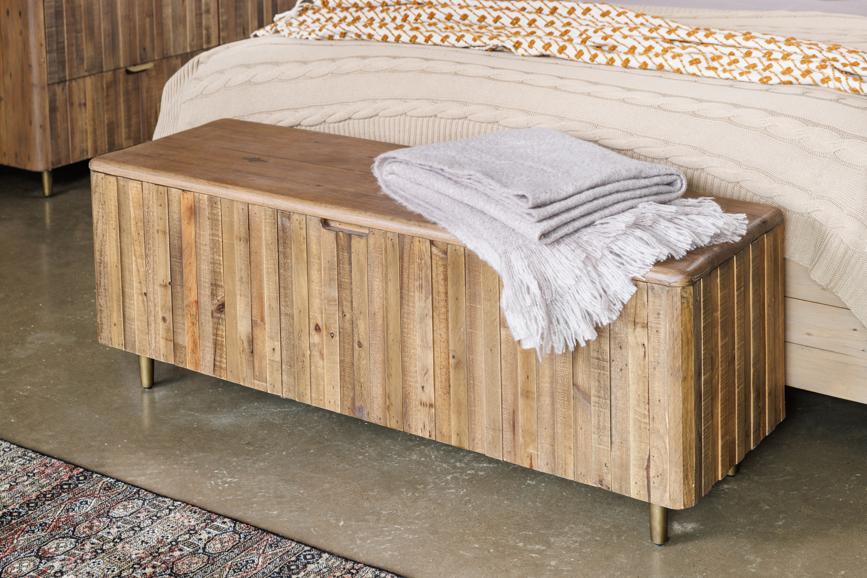 Turin Blanket Box