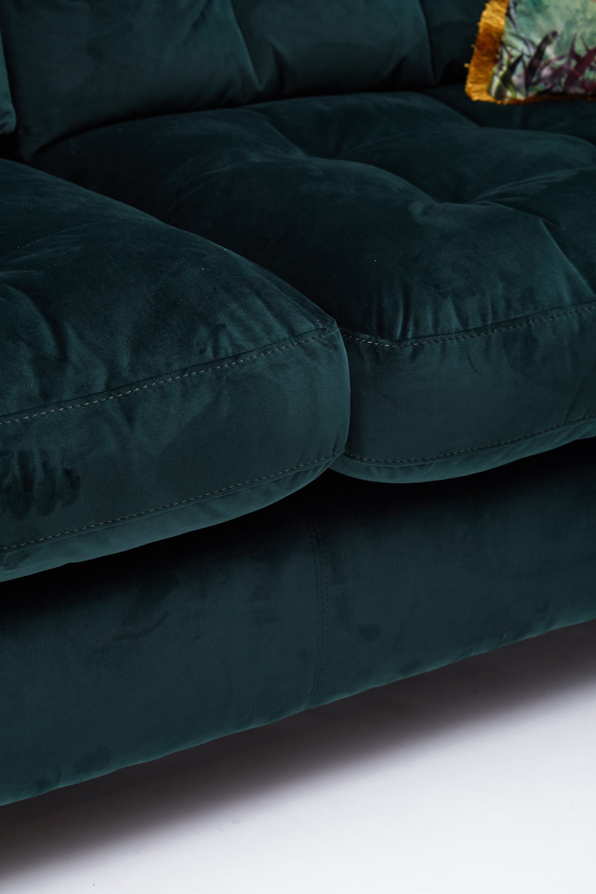 Newmarket Maxi Sofa Plush Honeycreeper