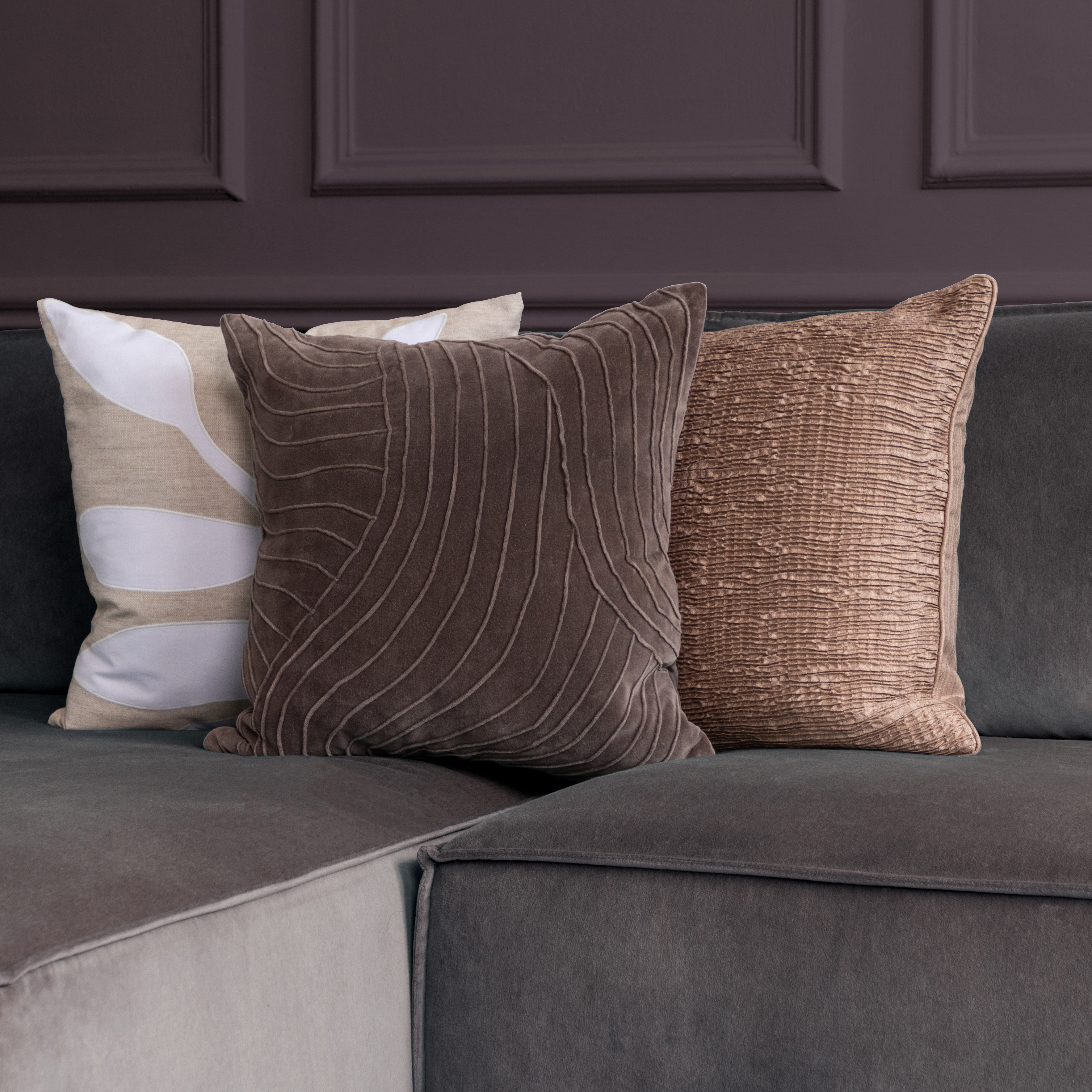Waterfall Iron Cushion