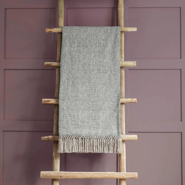Oryx Smoke Lined Throw