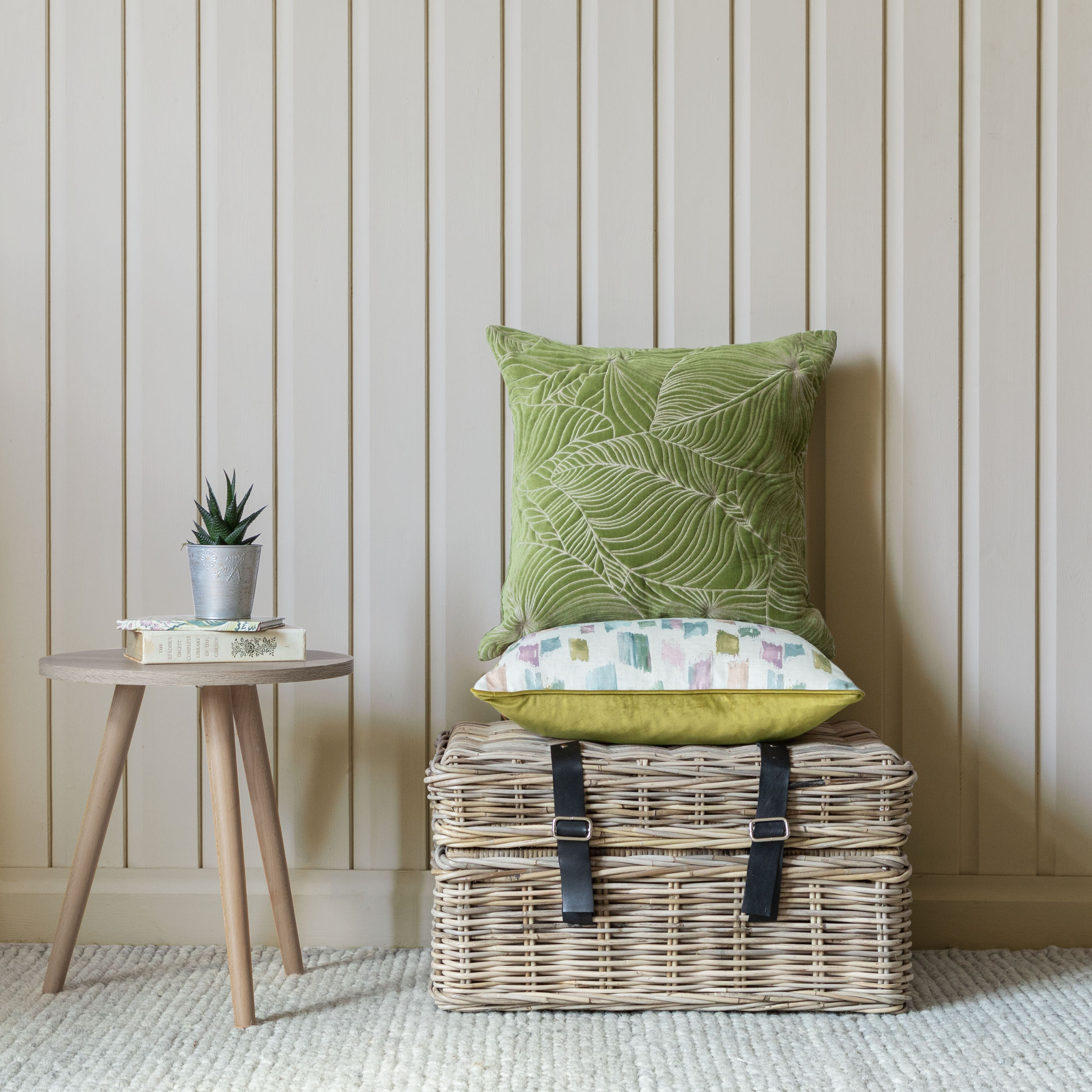 Taro Grass Cushion